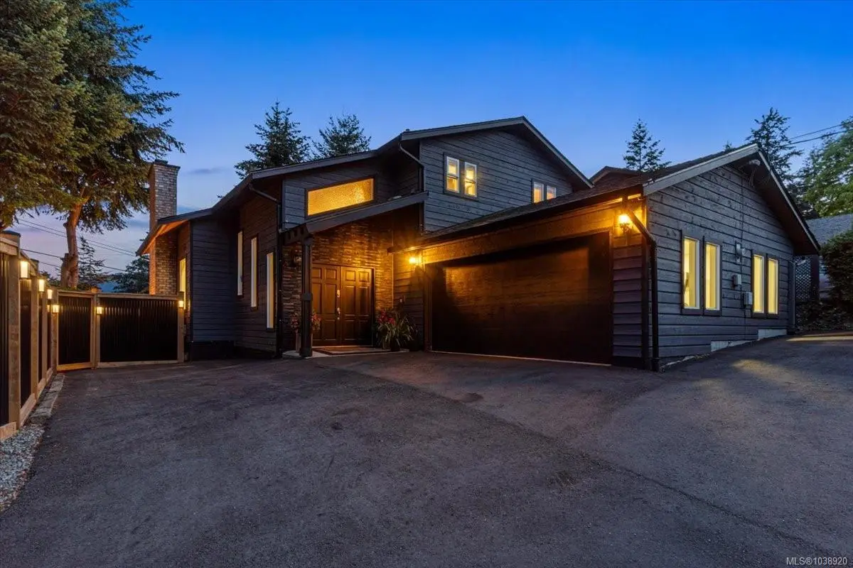 148 Summit Dr, Nanaimo BC V9T 4Y2