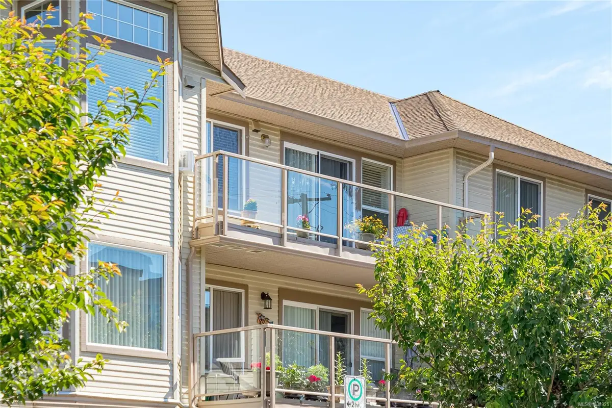 245 First St #305, Duncan BC V9L 1R3