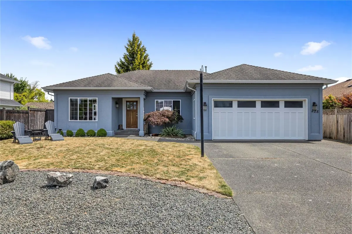 225 Crabapple Cres, Parksville BC V9P 2P7