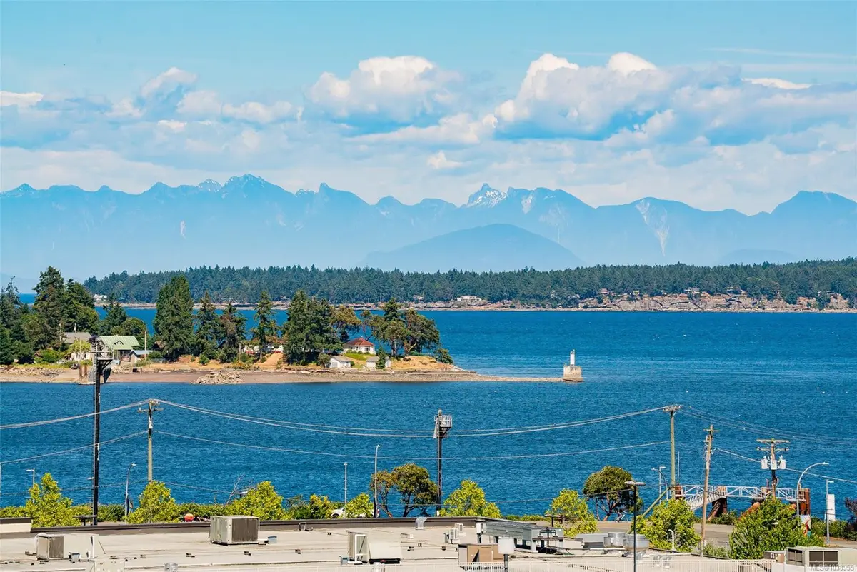 30 Cavan St #313, Nanaimo BC V9R 6K3