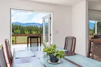 View 10