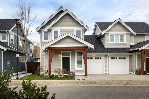 2034 Seawind Way, Sidney BC V8L 0C4