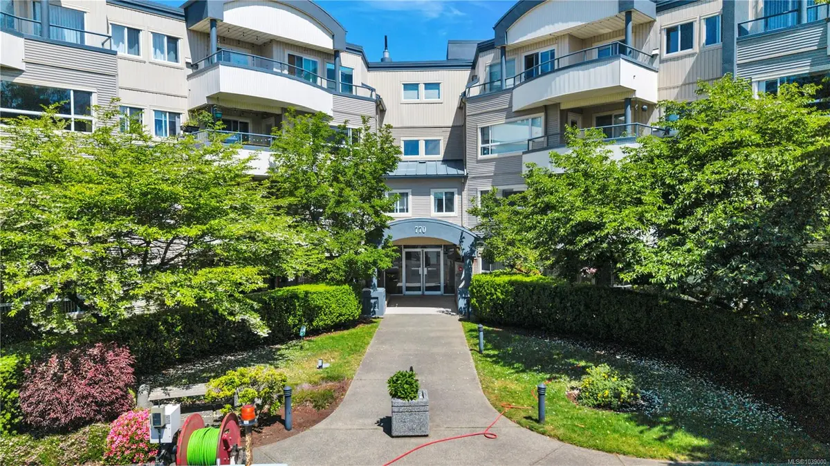 770 Poplar St #204, Nanaimo BC V9S 2H6