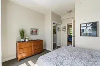 View 16