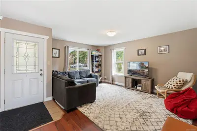 2185 Dick Ave, Nanaimo BC V9X 1R6