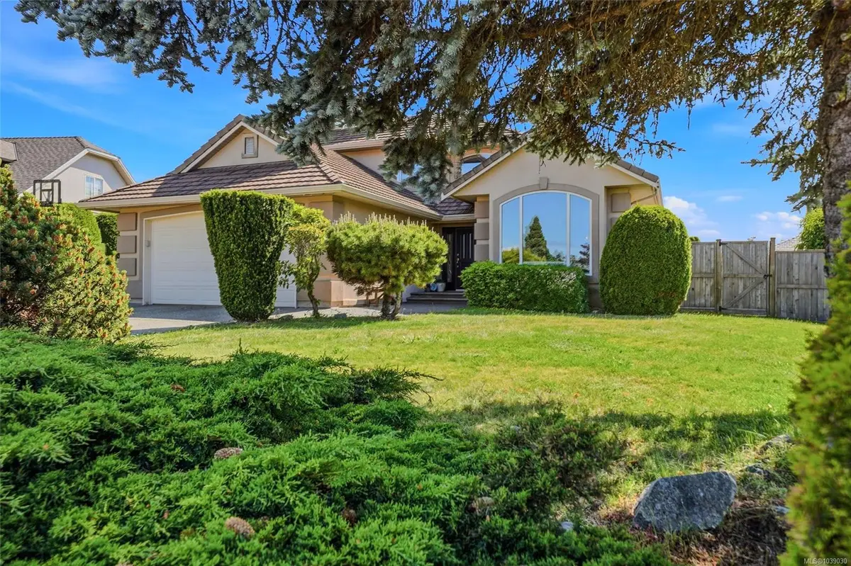 1096 Aery View Way, Parksville BC V9P 2N9