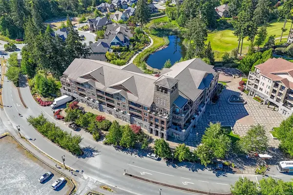 1325 Bear Mountain Pkwy #215, Langford BC V9B 6T8