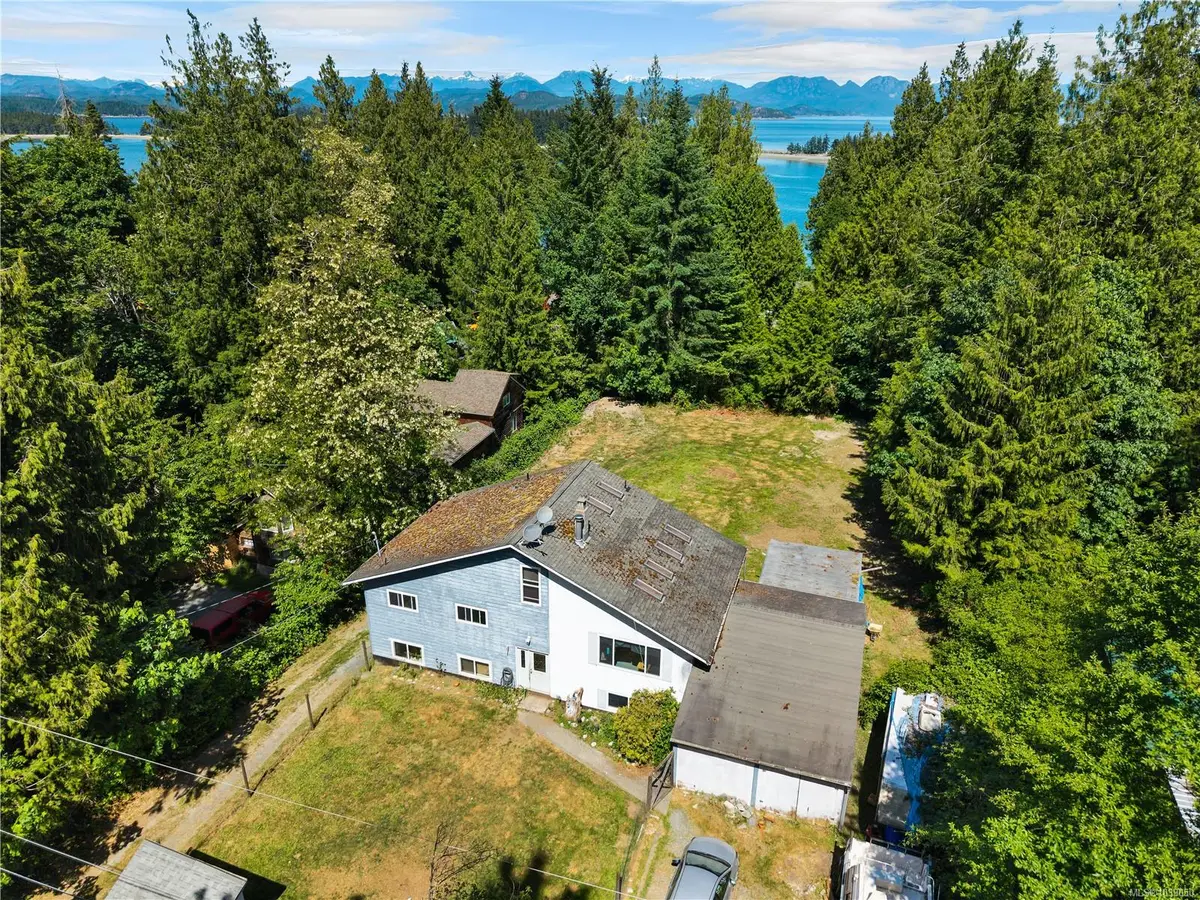 1376 Hooley Rd, Quadra Island BC V0P 1N0