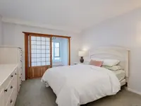 View 10