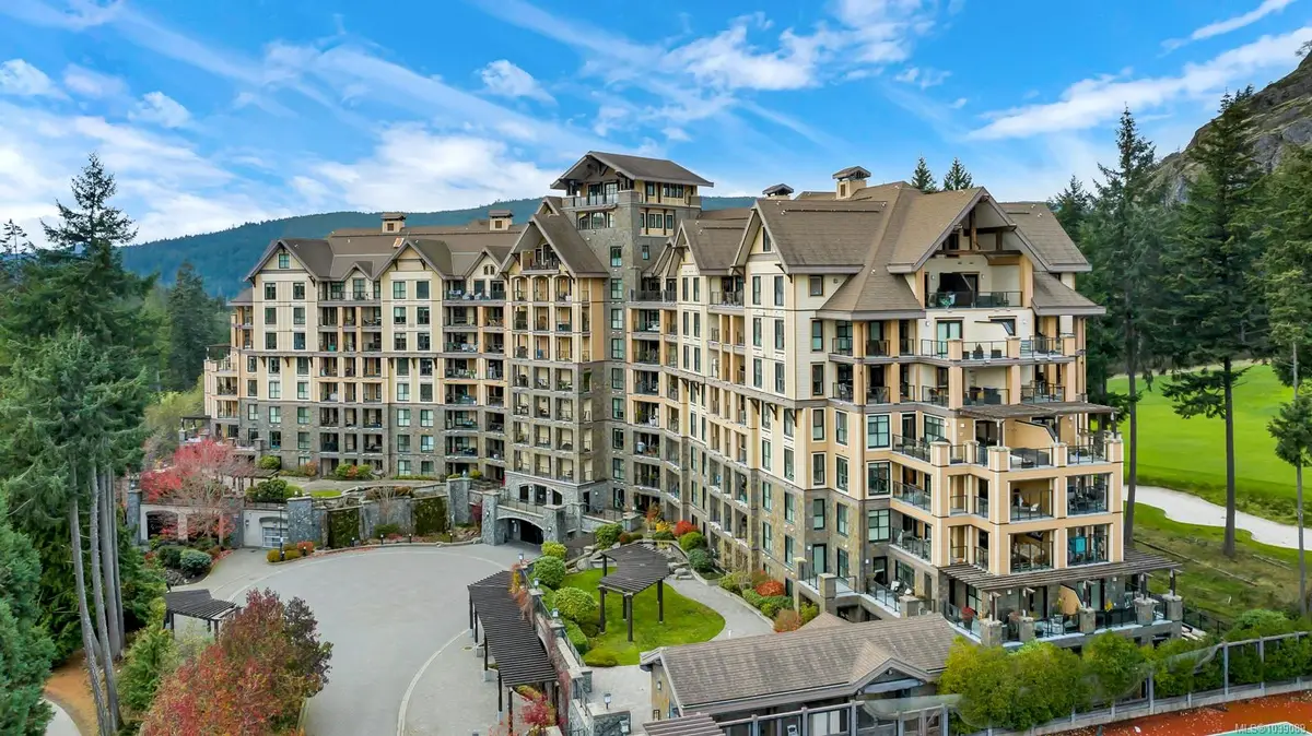 1400 Lynburne Pl #802, Langford BC V9B 0A4