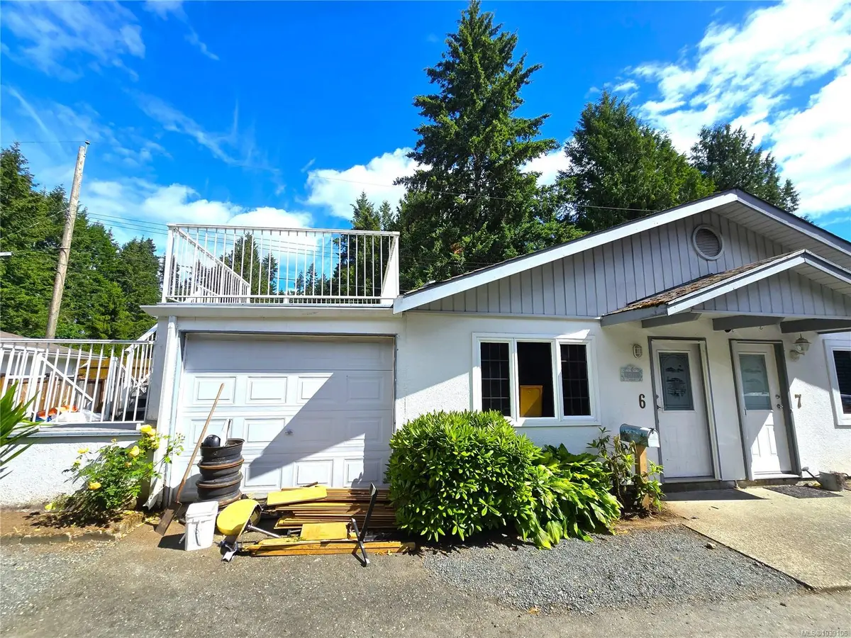 8248 Island Hwy S #6, Courtenay BC V0R 1W0