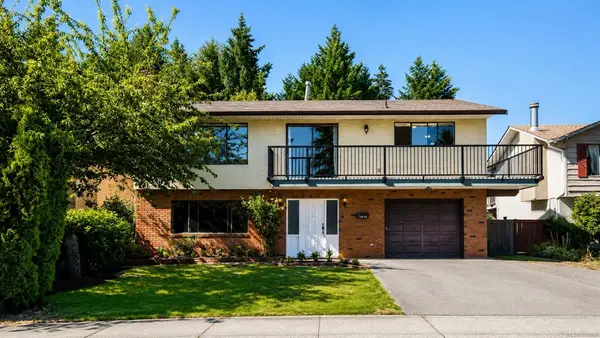 3978 Uplands Dr, Nanaimo BC V9T 4H1 - 4 bed, 3 bath property for sale in Nanaimo