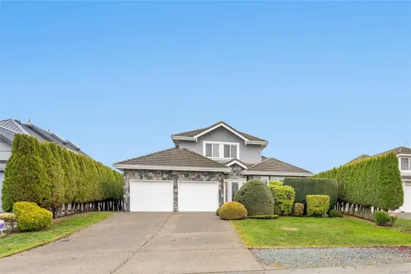1765 Admiral Tryon Blvd, French Creek BC V9P 2V2 - 3 bed, 3 bath in French Creek