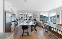 View 16