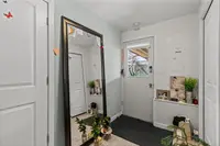 View 32