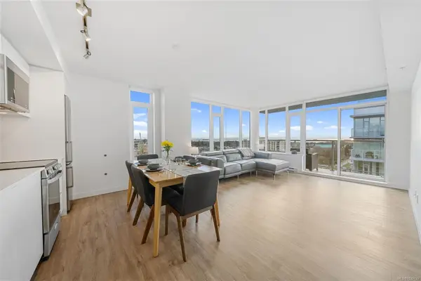 845 Johnson St #2002, Victoria BC V8W 0G3 - 1 bed, 1 bath in Victoria