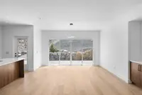 View 16