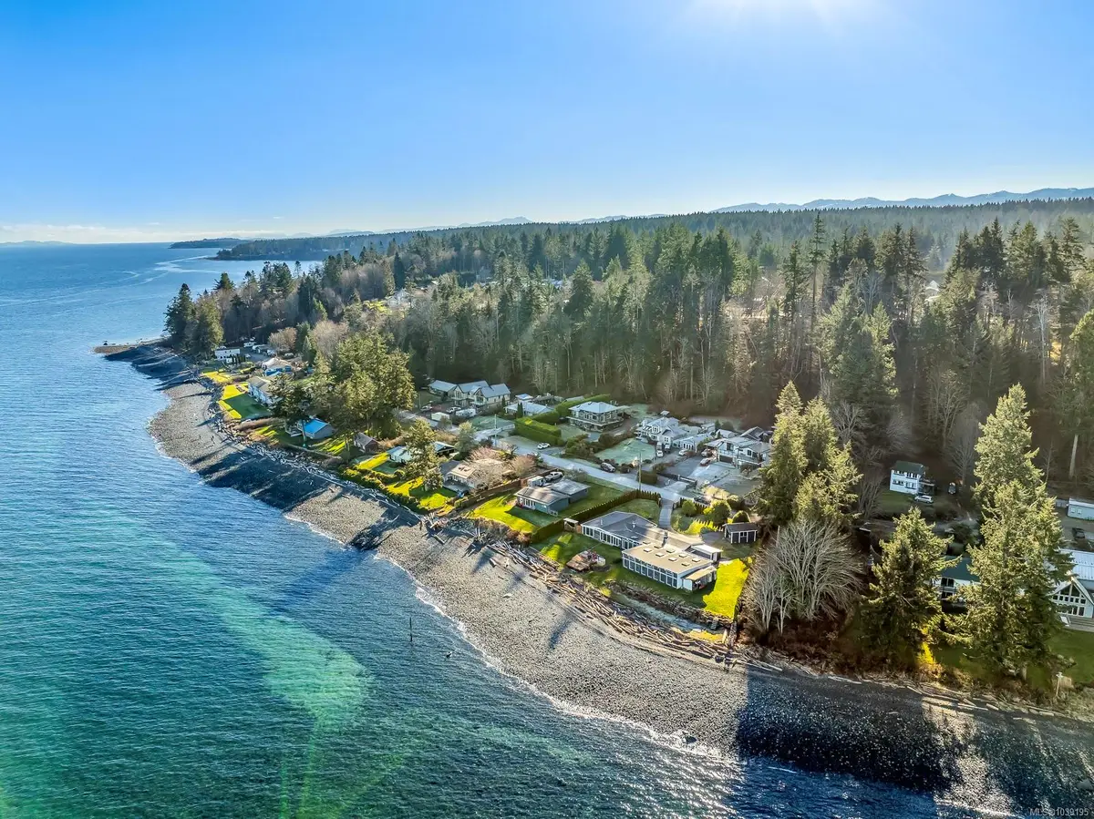 5778 Coral Rd, Courtenay BC V9J 1W9