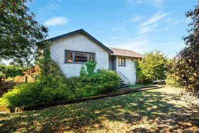 533 View Royal Ave, View Royal BC V9B 1B9