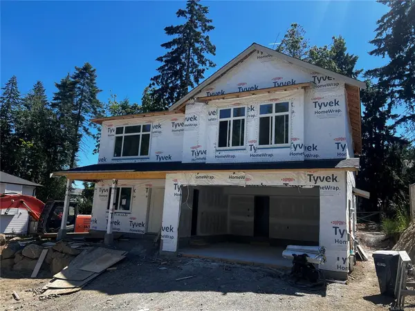 383 Avaani Way, Nanaimo BC V9R 0L9 - 5 bed, 4 bath in Nanaimo