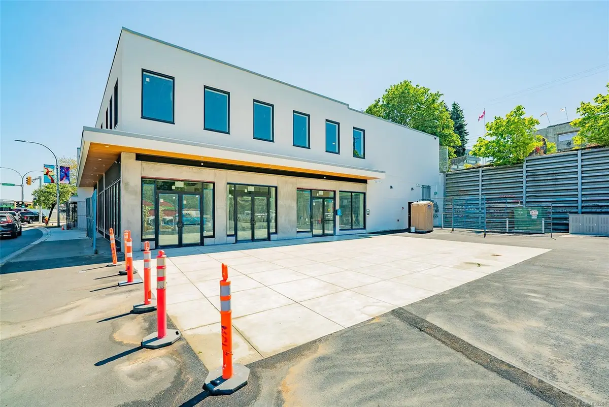 1 Commercial St #102, Nanaimo BC V9R 5J8