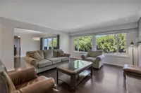 View 25