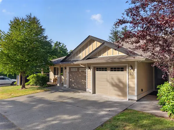 2728 1st St #51, Courtenay BC V9N 4A4 - 3 bed, 2 bath property for sale in Courtenay