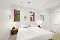 View 16