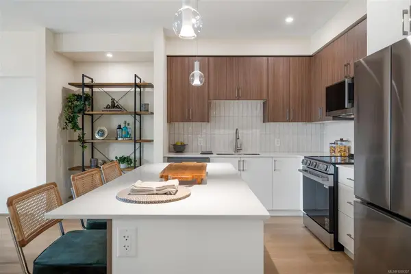 777 Station Ave #310, Langford BC V9B 7K5 - 2 bed, 2 bath in Langford