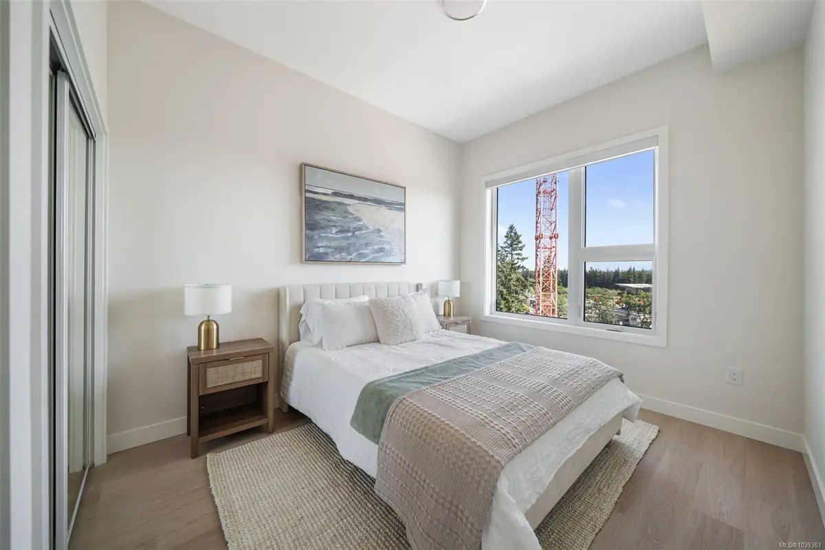 777 Station Ave #303, Langford BC V9B 7K5