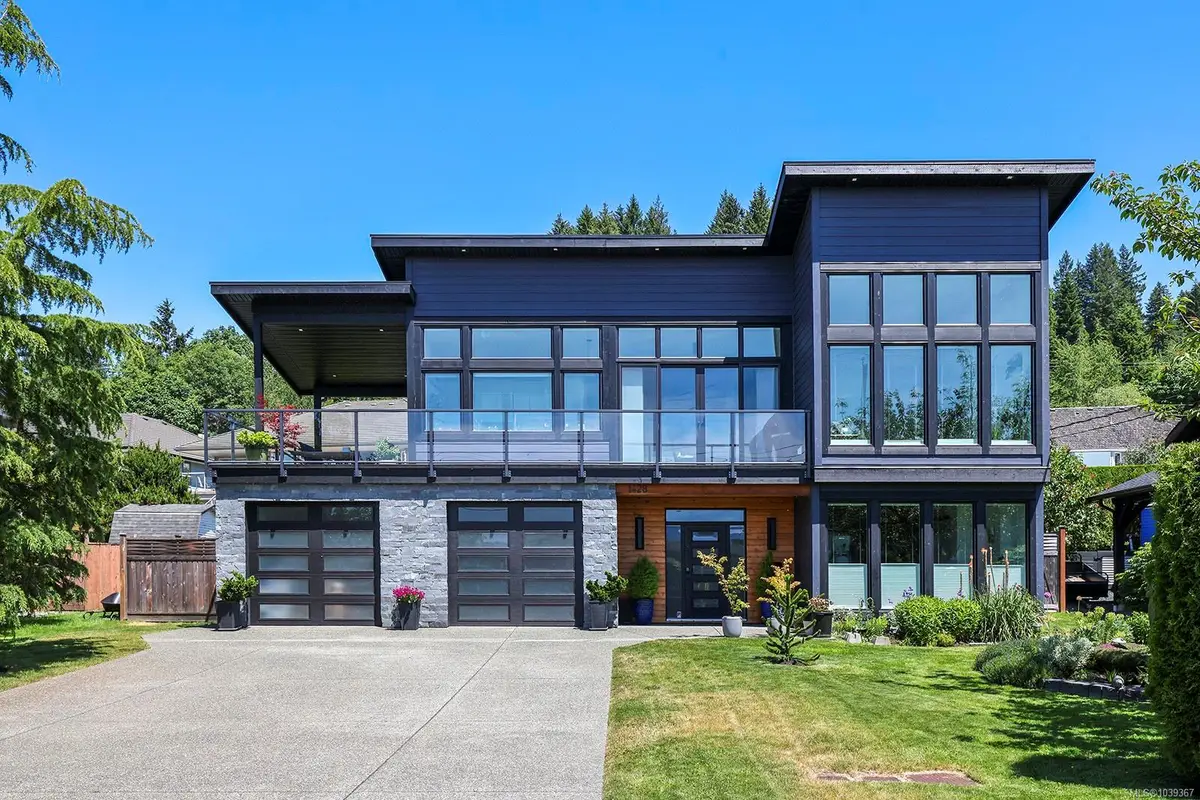 1428 Williams Rd, Courtenay BC V9N 7J9