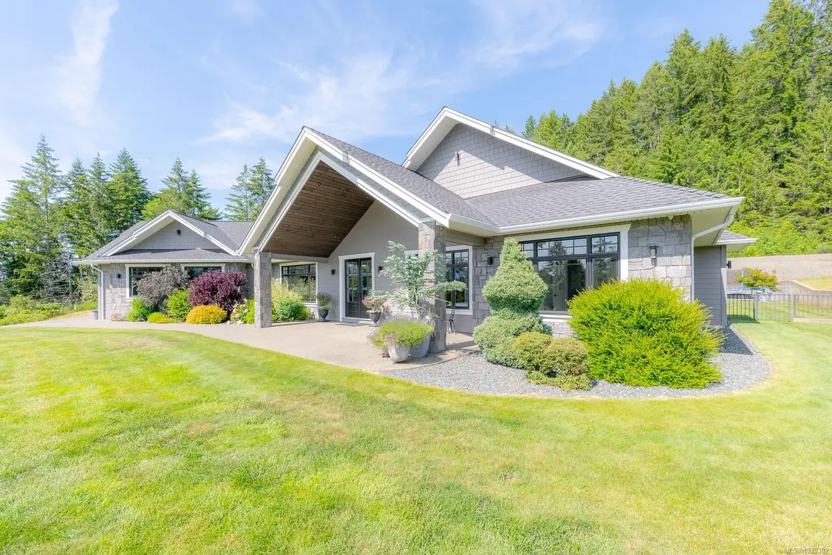 6181 Chase Dr, Port Alberni BC V9Y 0C2