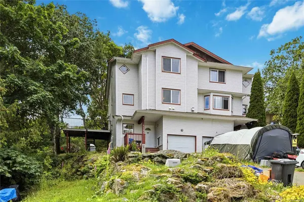 1131 Donna Ave, Langford BC V9B 2Z4 - 5 bed, 3.0 bath in Langford