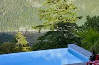 View 32