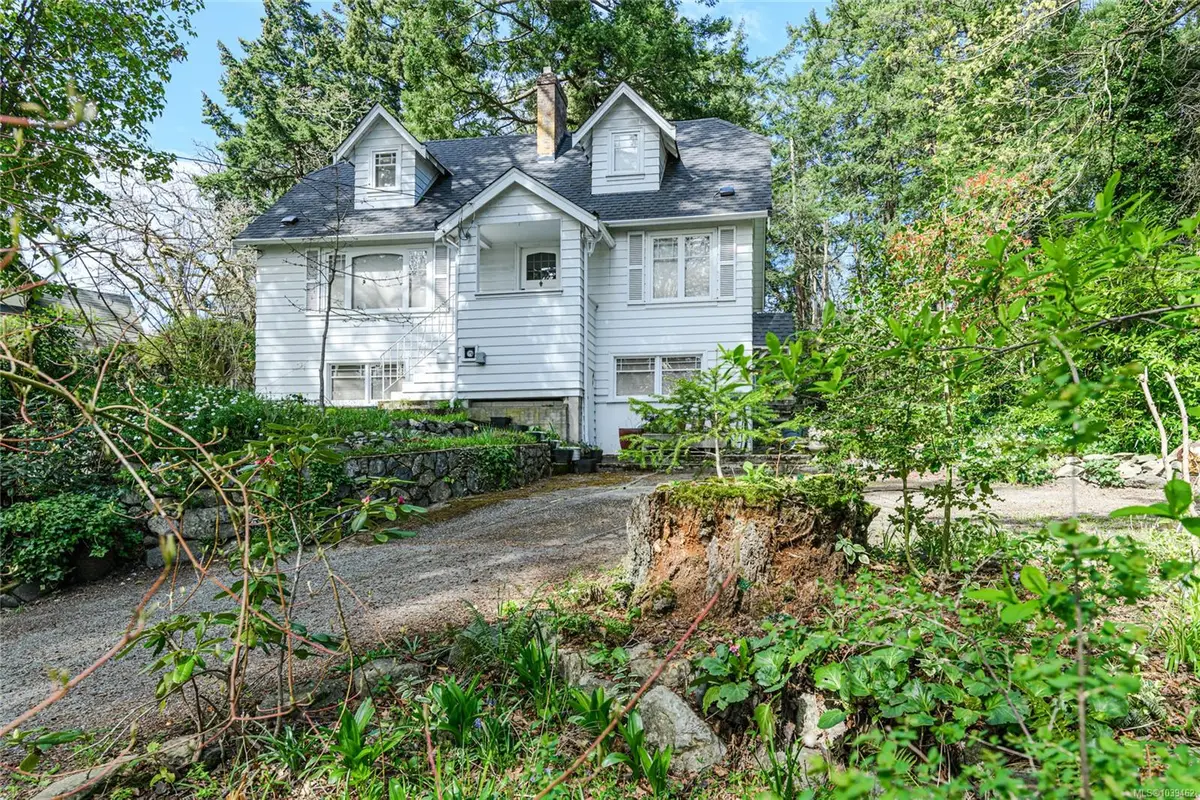 1254 Burnside Rd W, View Royal BC V8Z 1N9