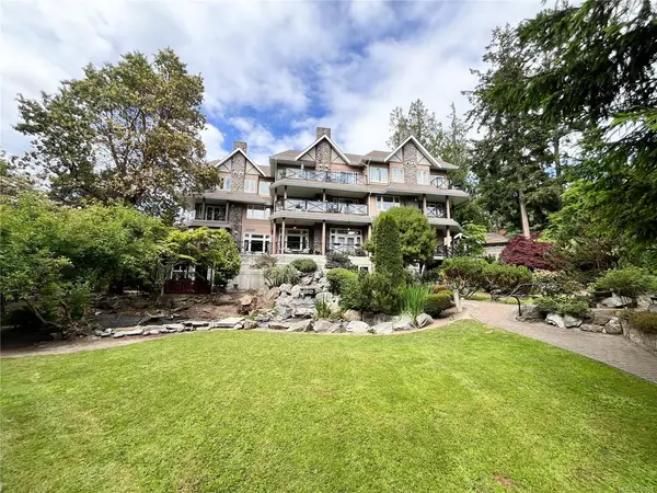 2326 Harbour Rd #206, Sidney BC V8L 2P8 - 1 bed, 1 bath property for sale in Sidney