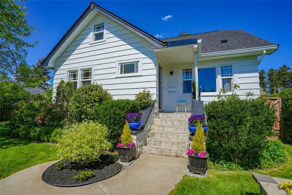 4621 Strathern St, Port Alberni BC V9Y 3G2 - 4 bed, 2 bath in Port Alberni