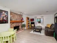 View 16