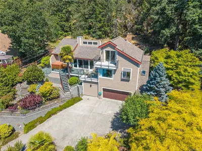 1599 Knight Court Rd, Nanaimo BC V9T 4L2