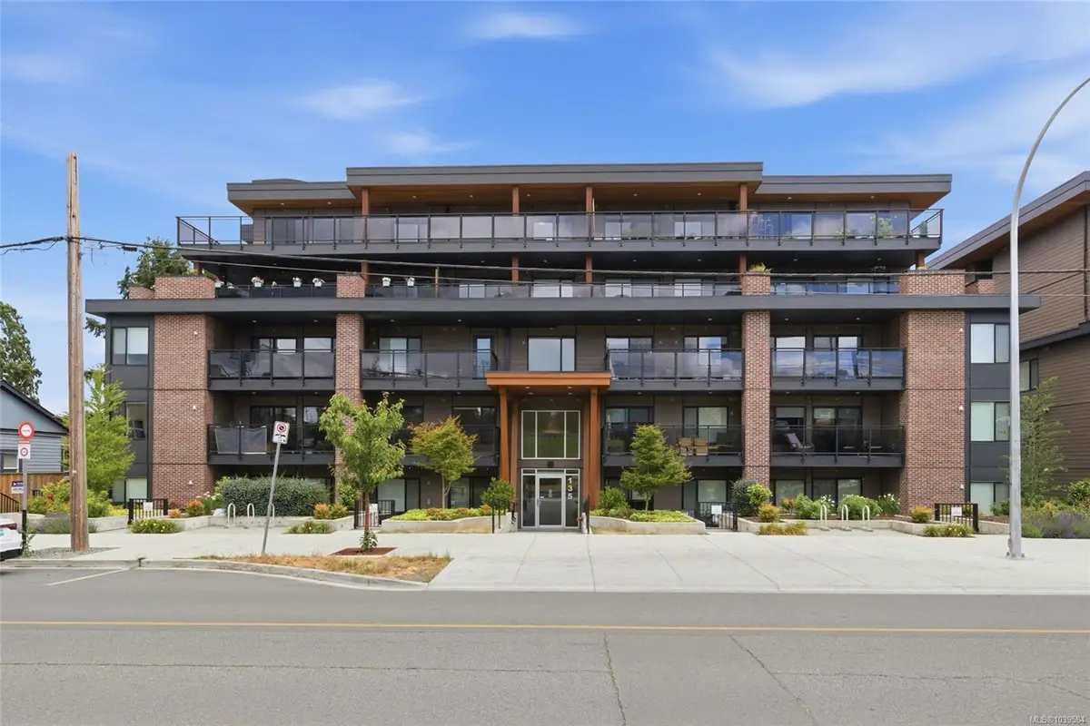 135 Haliburton St #202, Nanaimo BC V9R 4V9