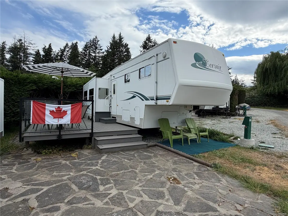 171 Tripp Rd #11, Salt Spring BC V8K 1K6