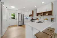 View 16