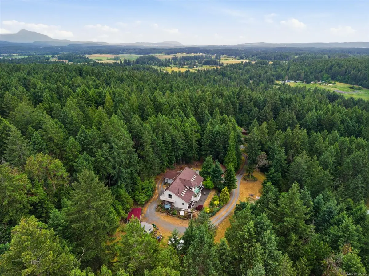 4782 Aho Rd, Ladysmith BC V9G 1G8