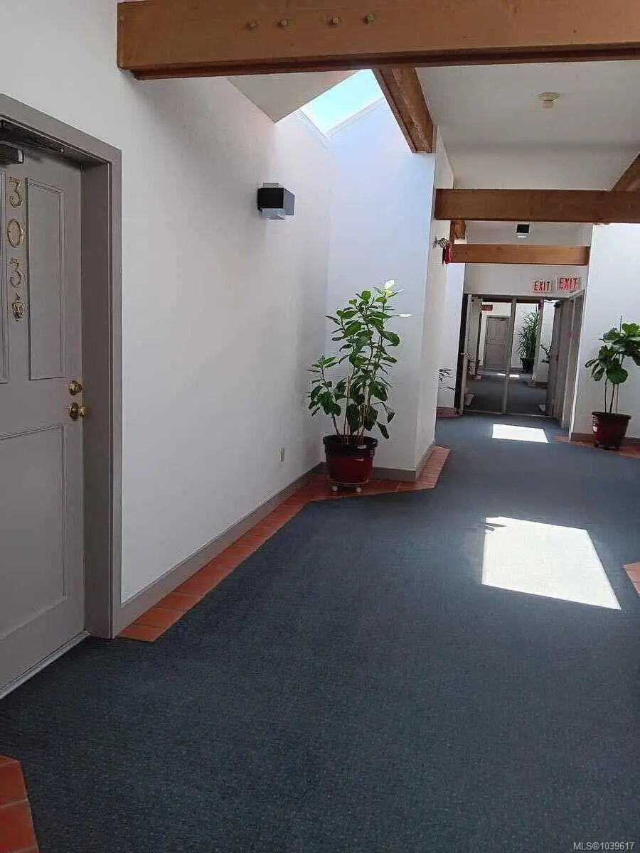 10461 Resthaven Dr #303, Sidney BC V8L 3H6