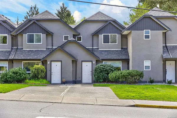555 Rockland Rd #4, Campbell River BC V9W 8B7 - 2 bed, 2 bath property for sale in Campbell River