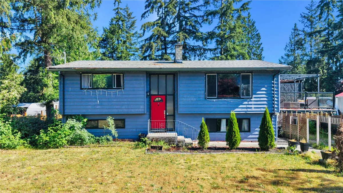 2230 Hemer Rd, Nanaimo BC V9X 1G4