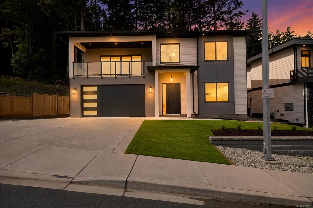 4655 Ambience Dr, Nanaimo BC V9T 0L3