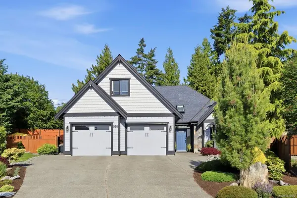 950 Rockland Pl, French Creek BC V9P 2E8 - 3 bed, 3 bath property for sale in French Creek