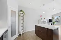View 32