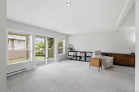 View 10